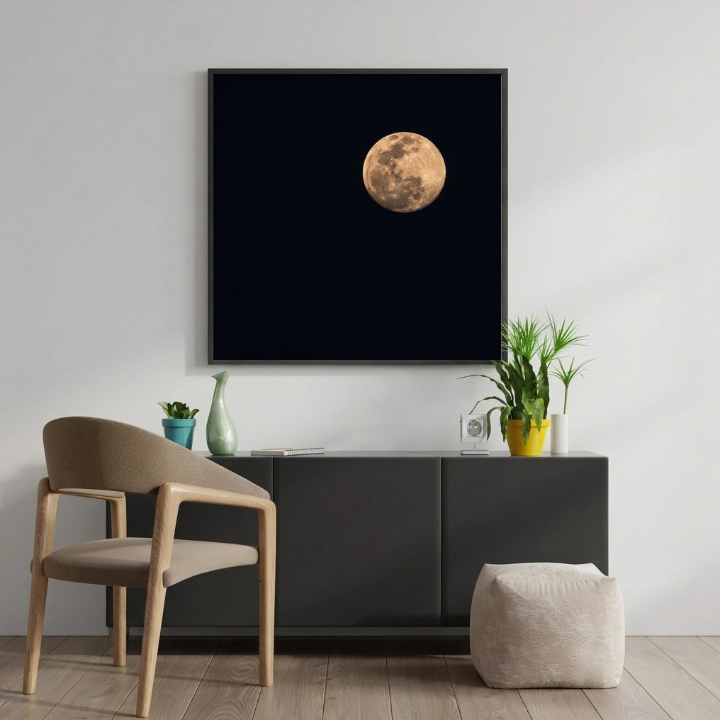 Full Moon in a Dark Sky