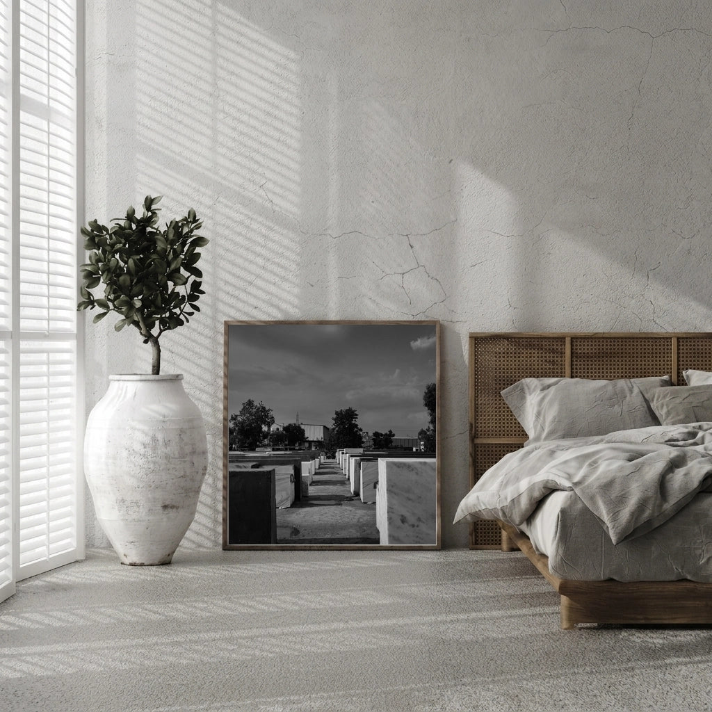 Marble Stone Yard Black and White